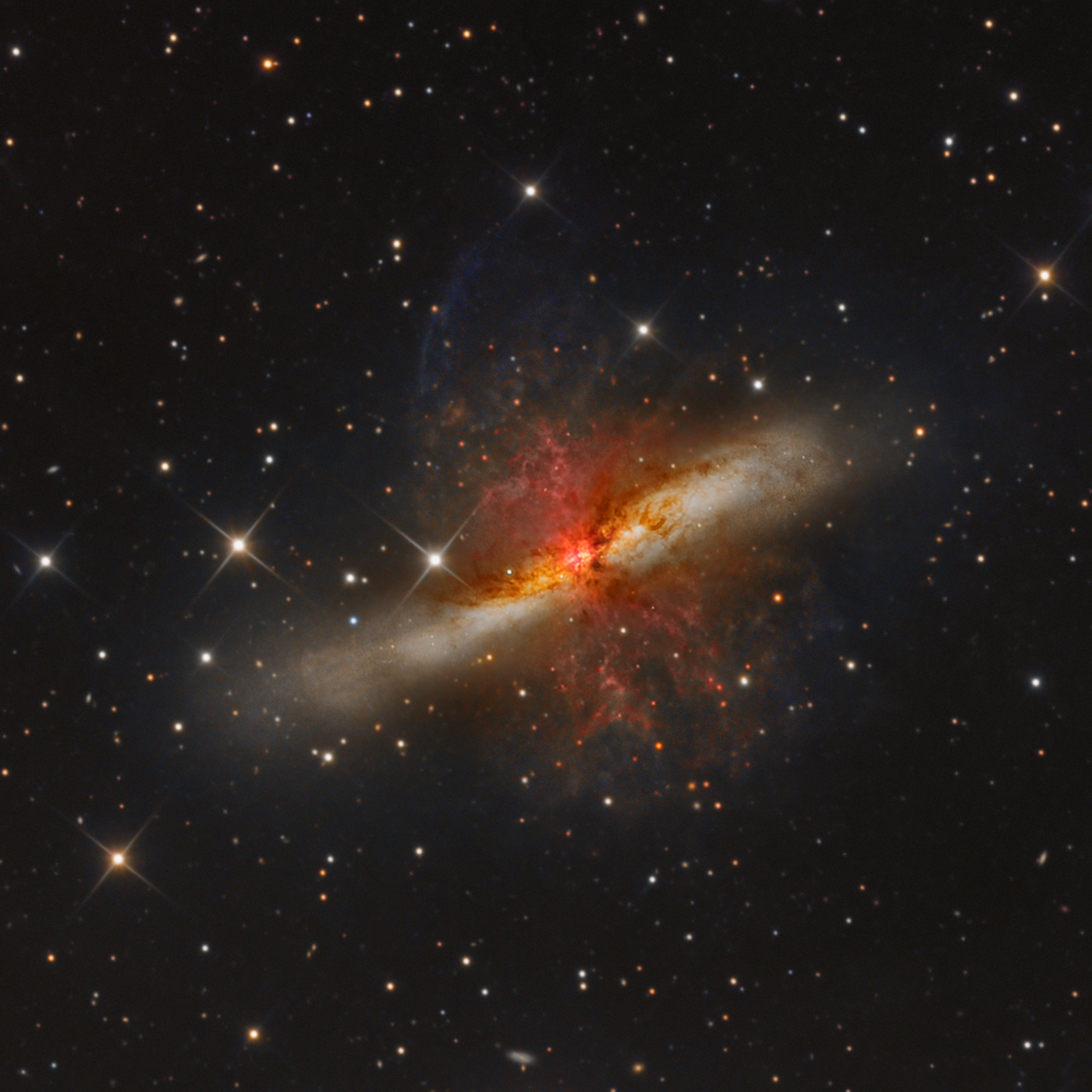 Starburst Galaxy M82.