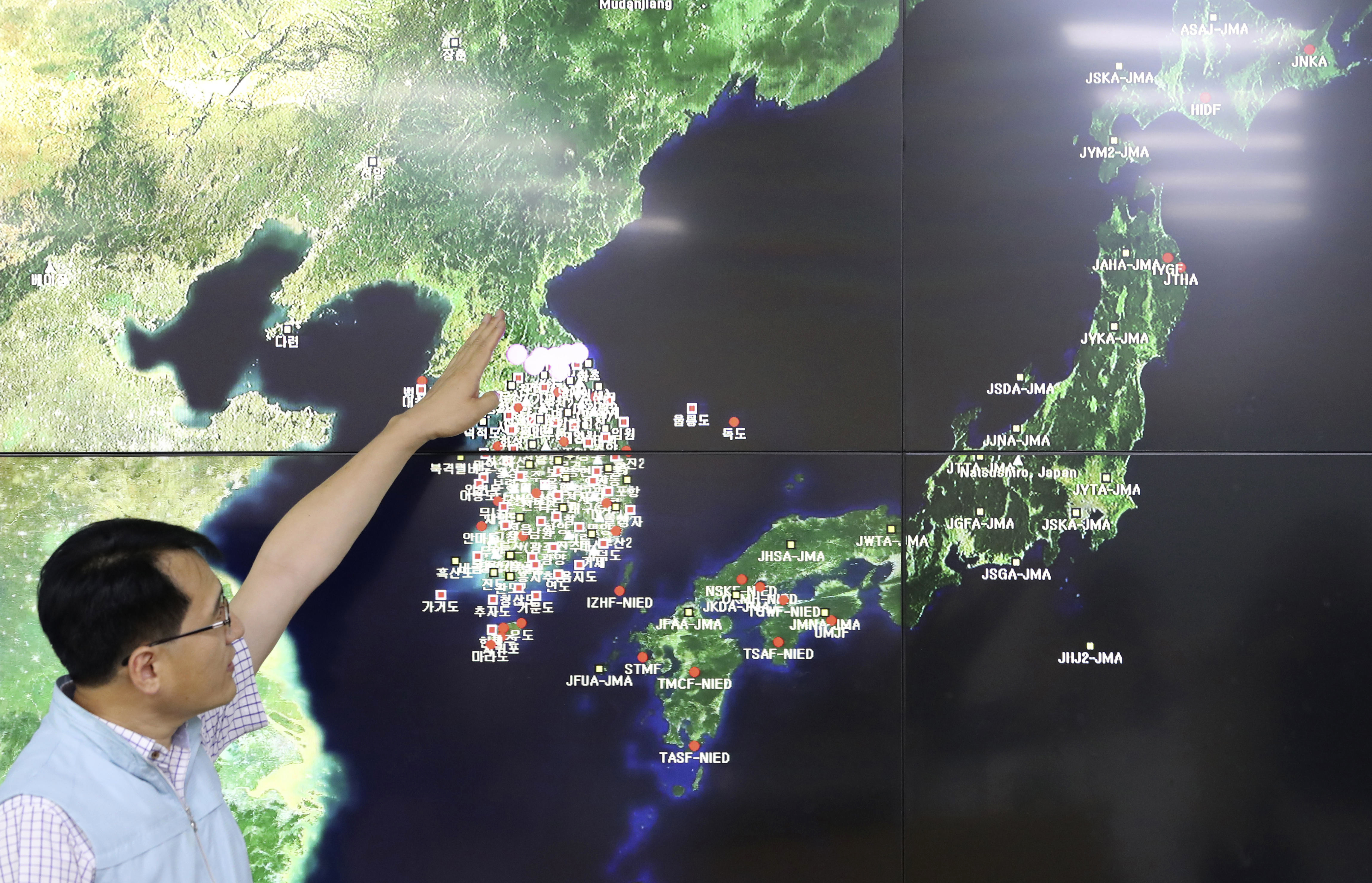 Ryoo Yong-gyu, director of Earthquake and Volcano of the Korea Monitoring Division in South Korea, speaks to the media about North Korea's artificial earthquake.