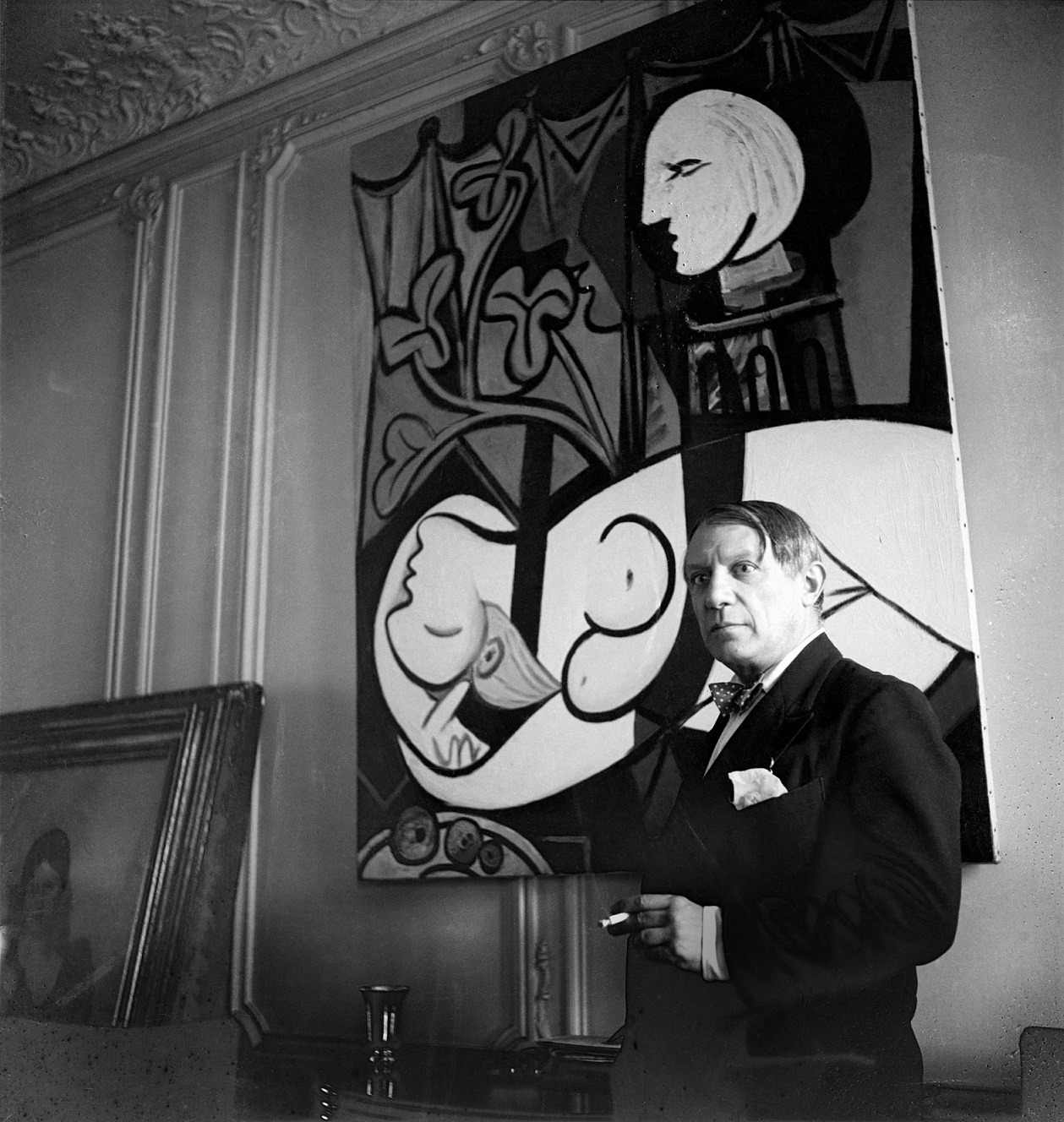 Cecil Beaton, Pablo Picasso, Rue L Boetie, 1933, Paris. (Cecil Beaton Studio Archive at Sotheby's)