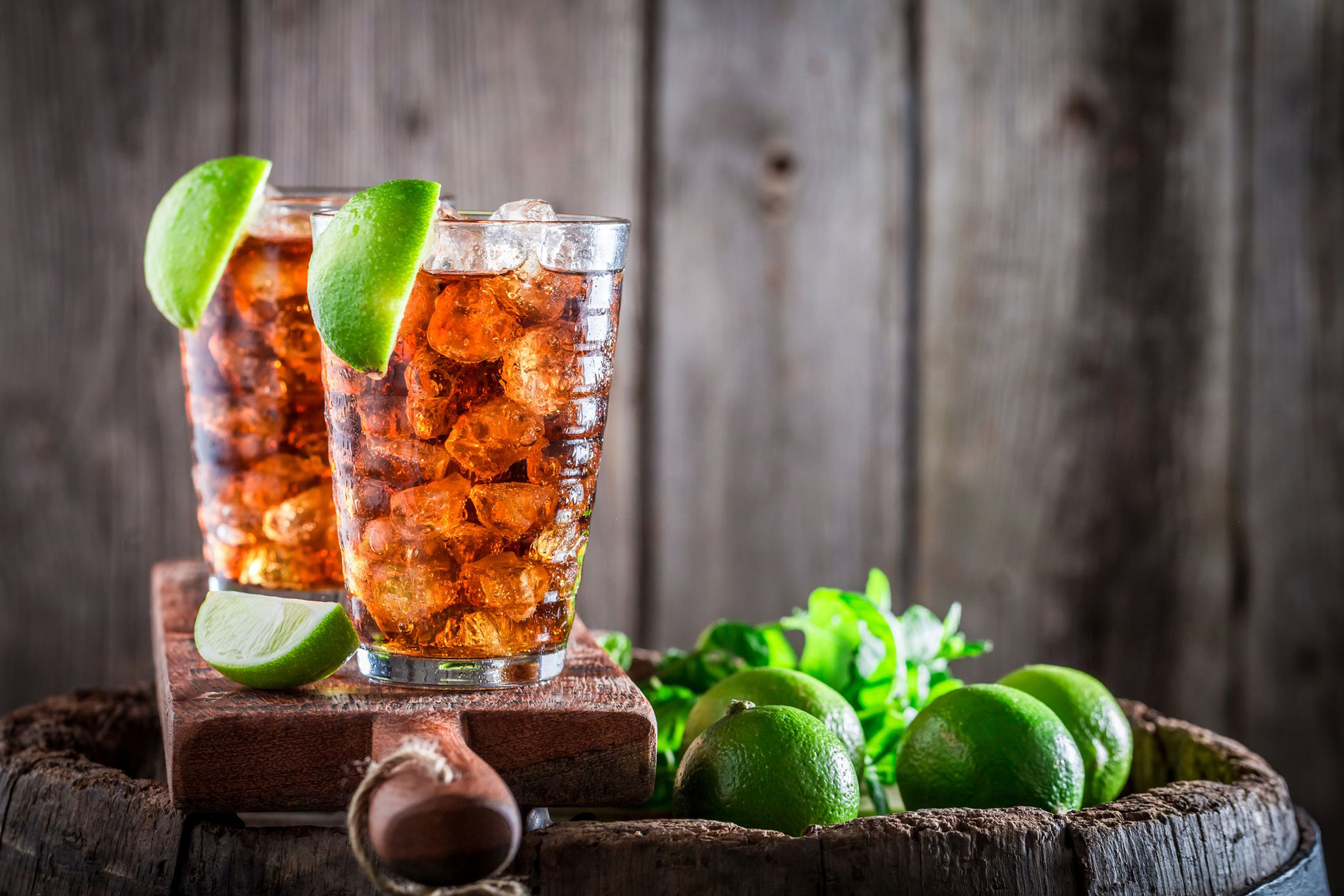 Cocktail Culture Through The Years The Trendiest Tipples From The