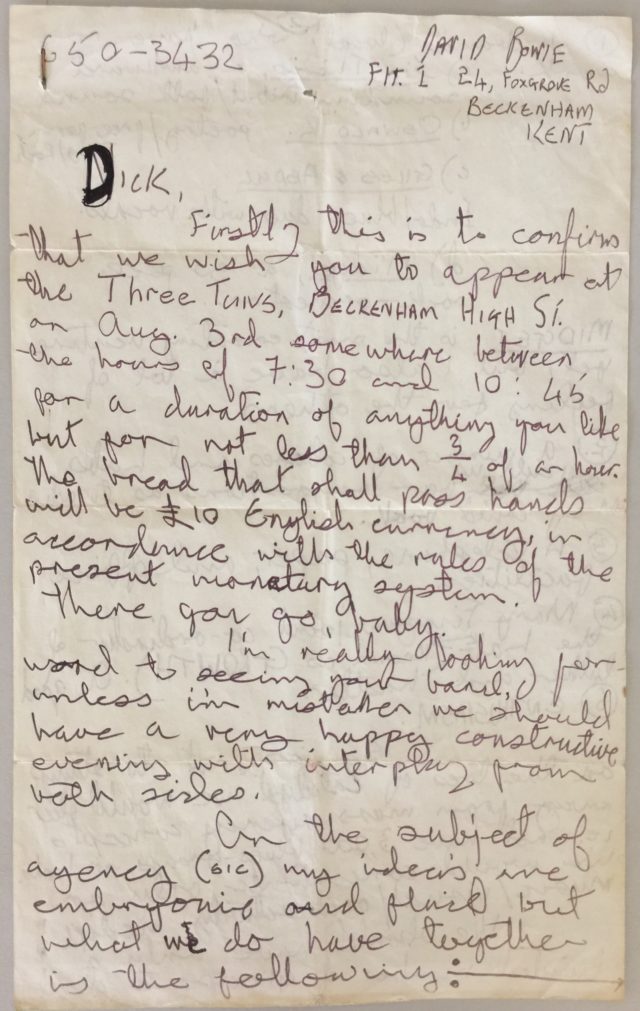 A handwritten letter by David Bowie from 1969 is being auctioned. 