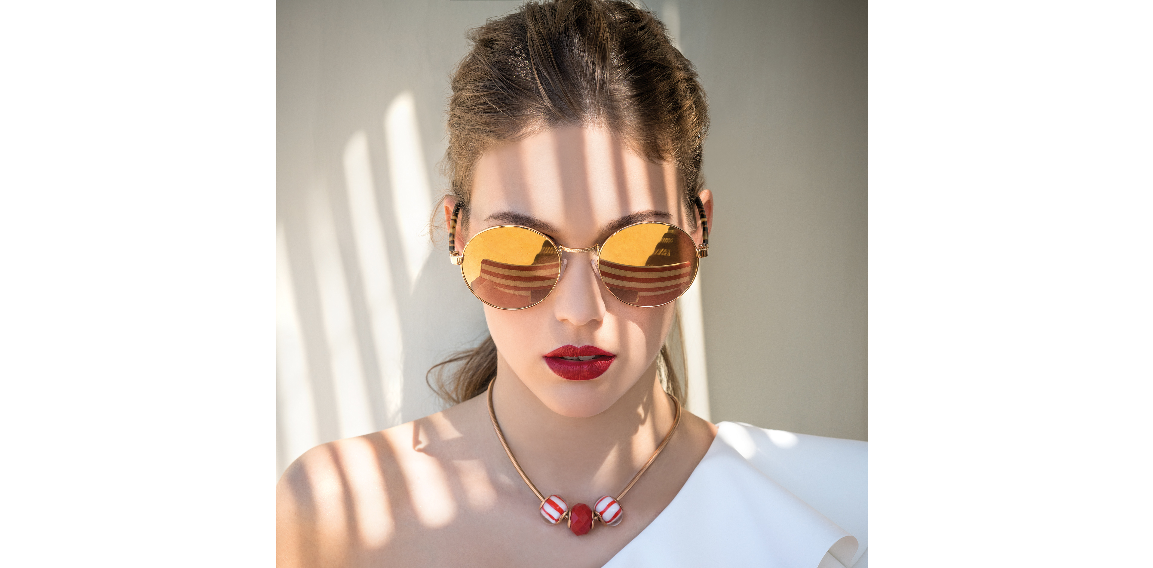 model wearing Folli Follie Rose Gold Oversized Round Sunglasses
