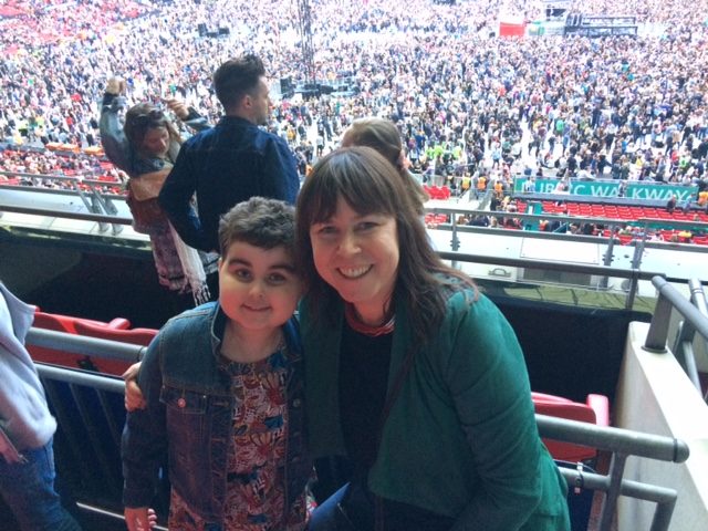 Jasmi and her mum Rena attend an Ed Sheeran concert at Wembley Stadium (DKMS handout/PA)