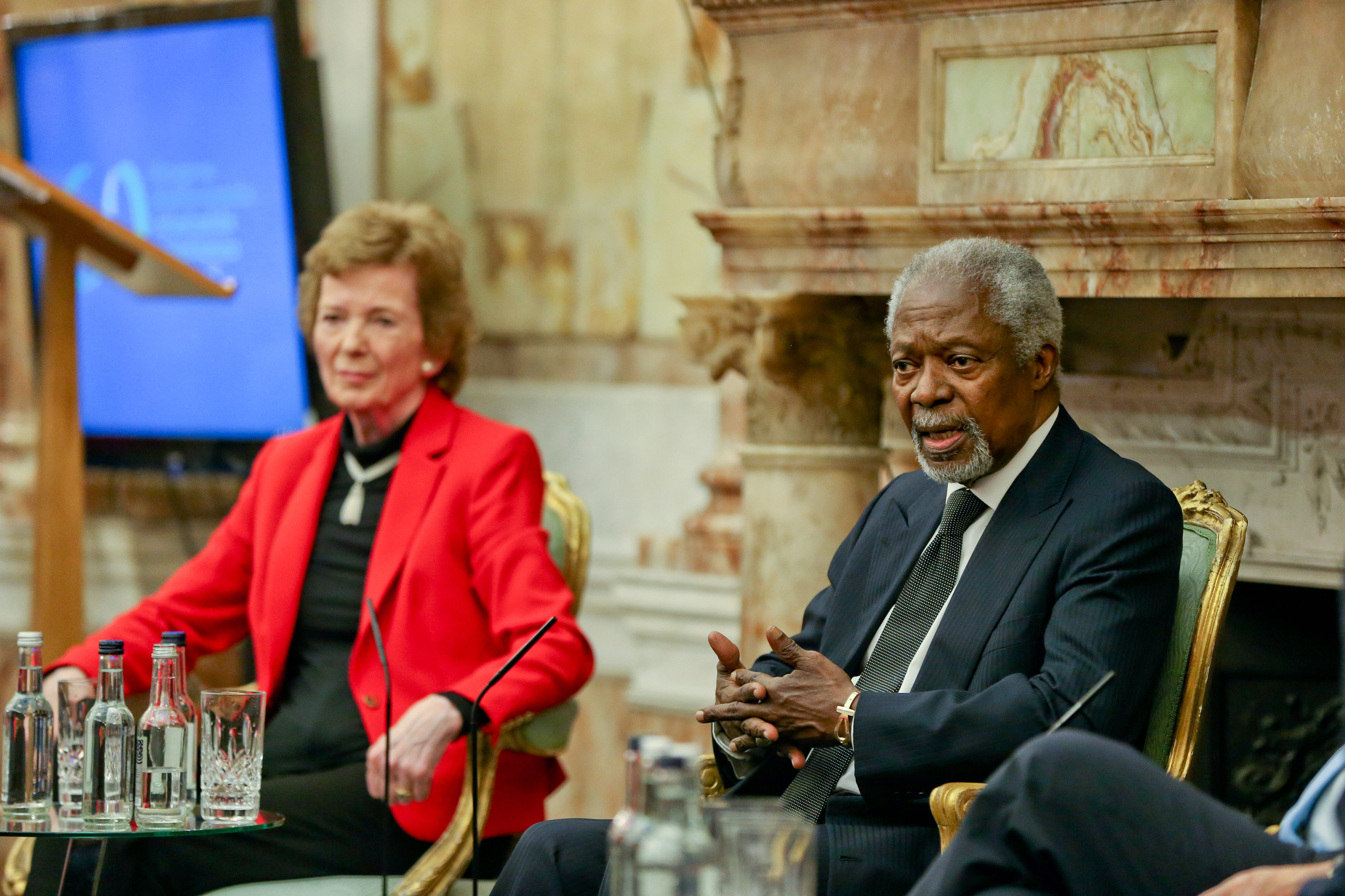 Kofi Annan with Mary Robinson 