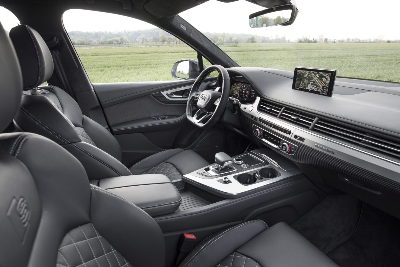 The interior of the SQ7 is solidly made