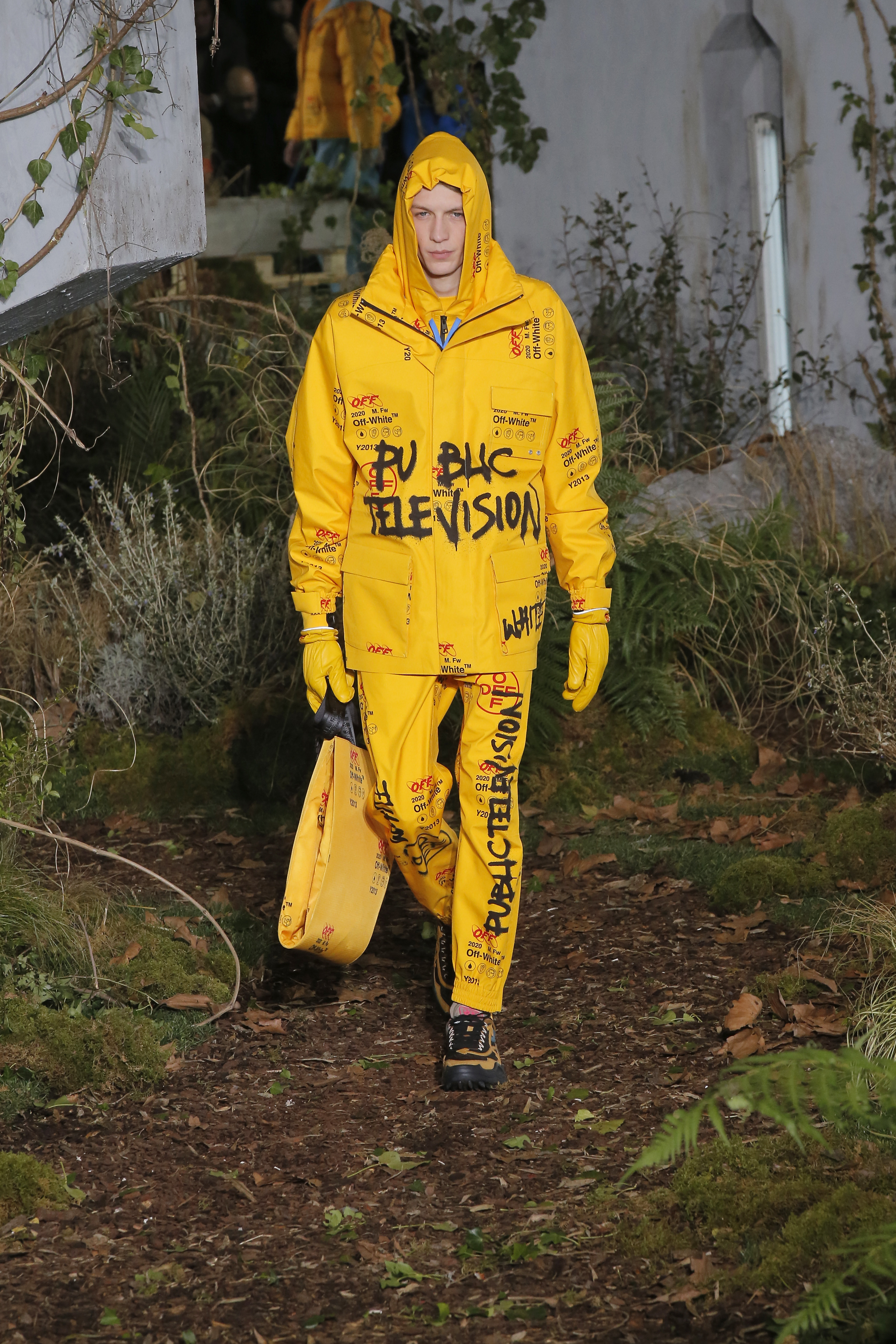 Off White