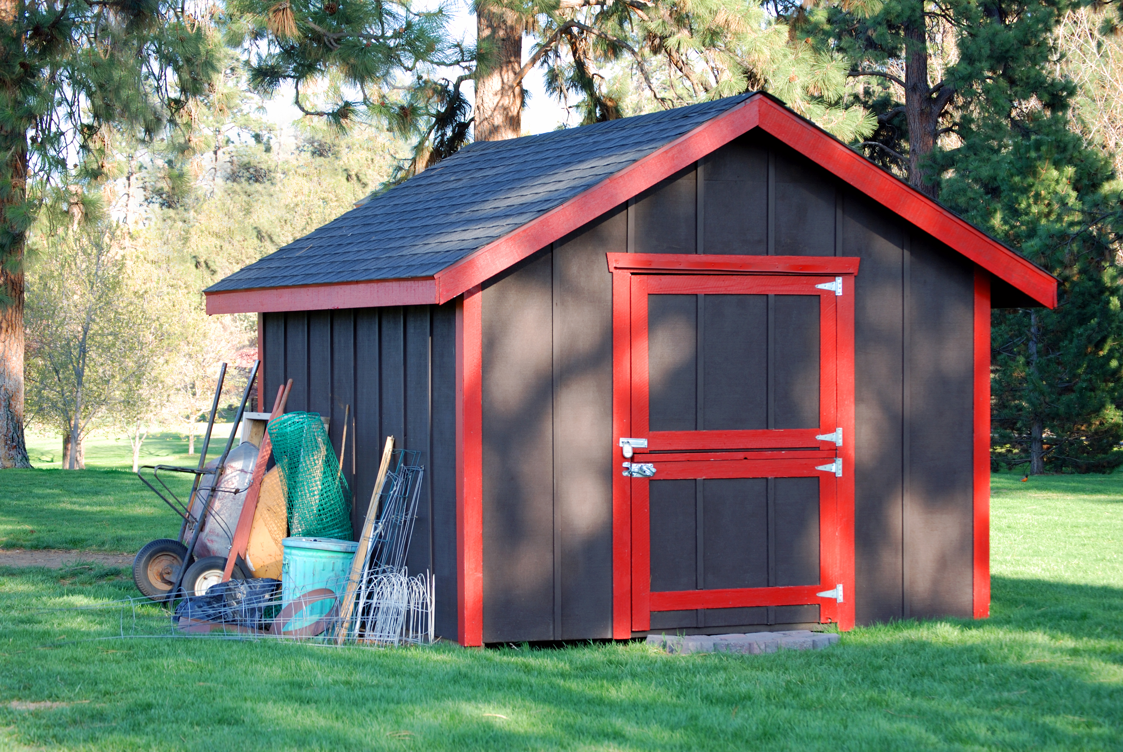 A well painted shed