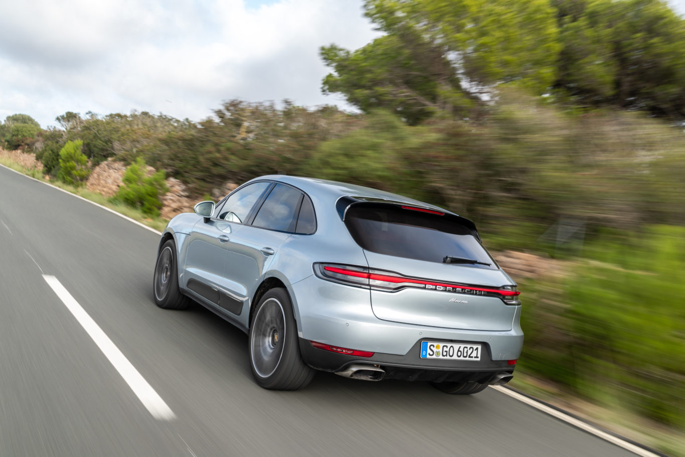 The Macan now features a full-width rear light