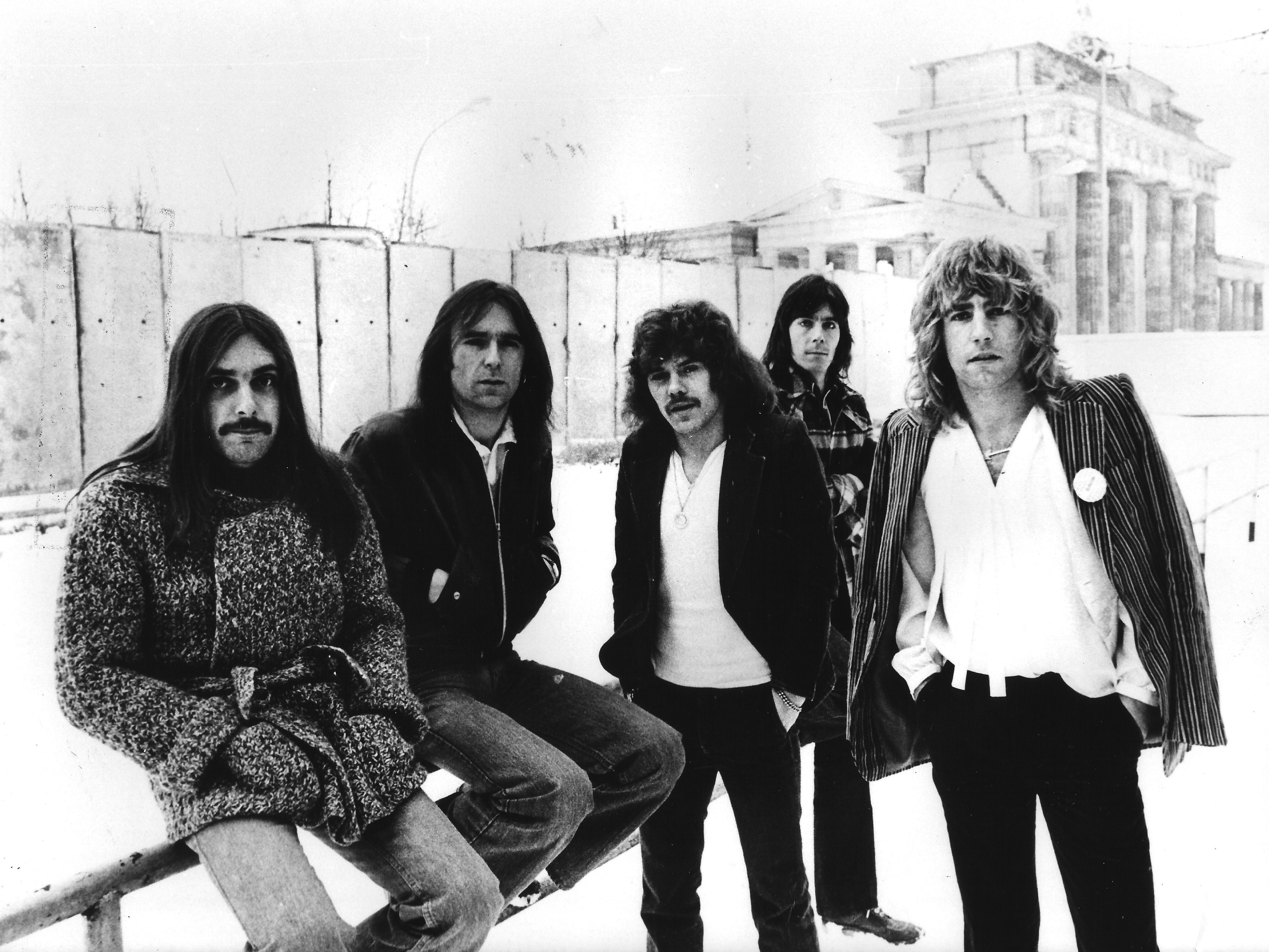 Status Quo in front of the Berlin Wall in 1978