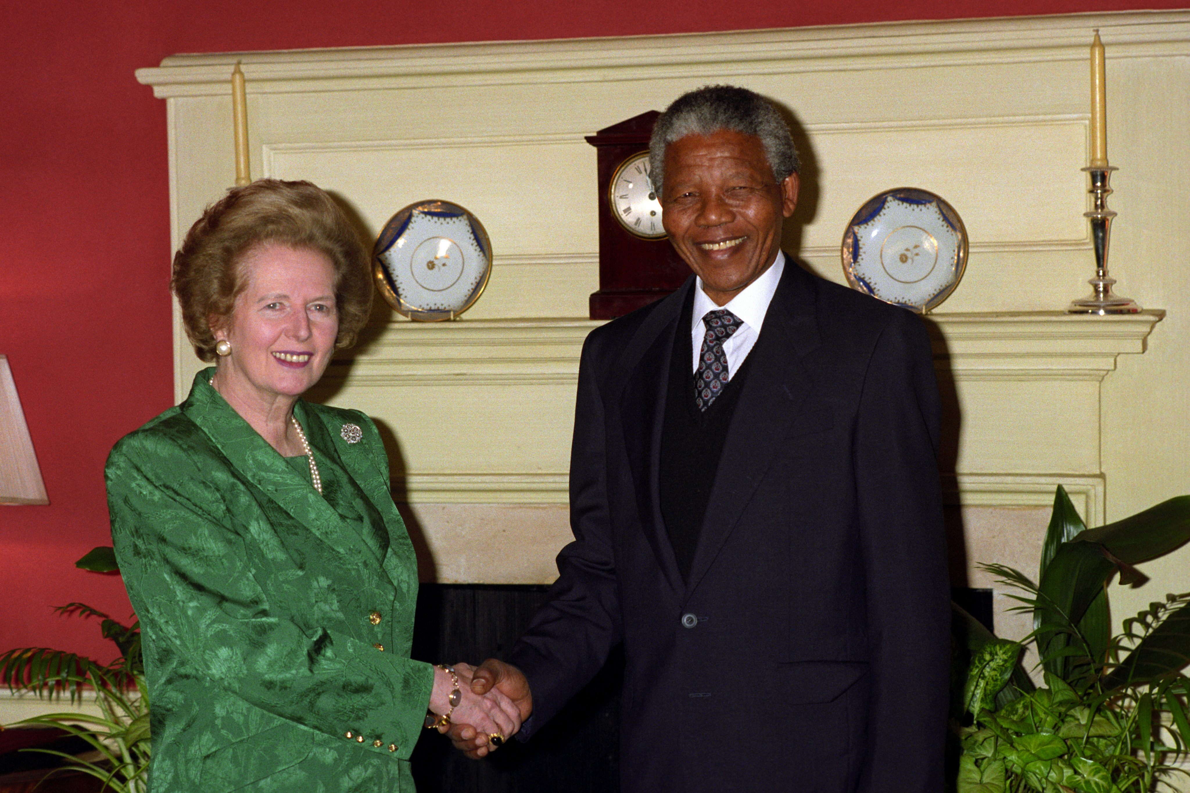 Nelson Mandela meeting Margaret Thatcher in 1990 