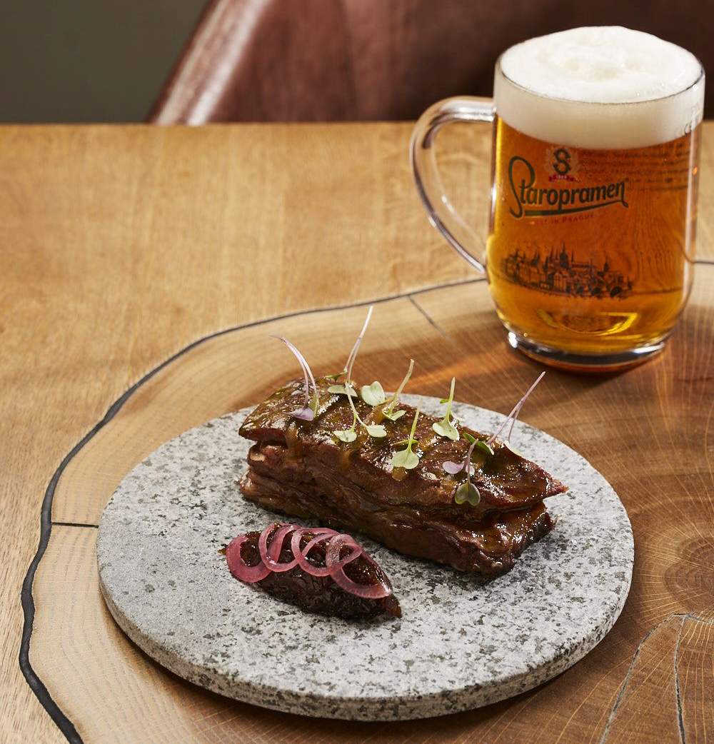 Beef ribs with Starorpamen beer