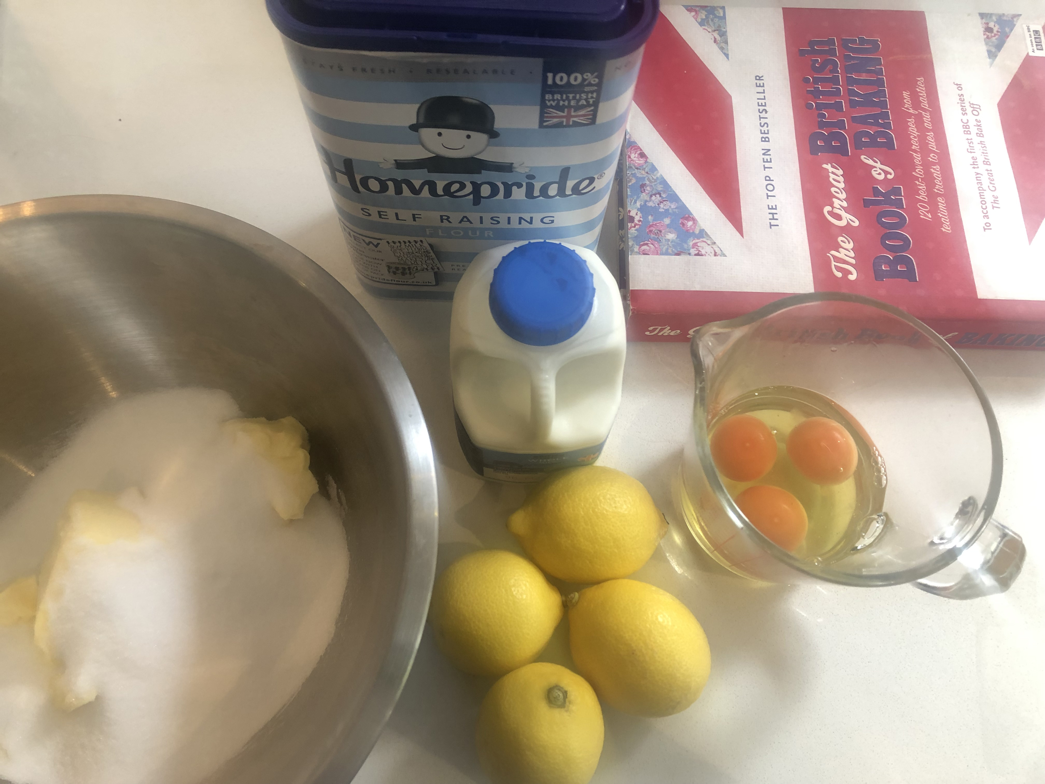 Baking a lemon drizzle cake