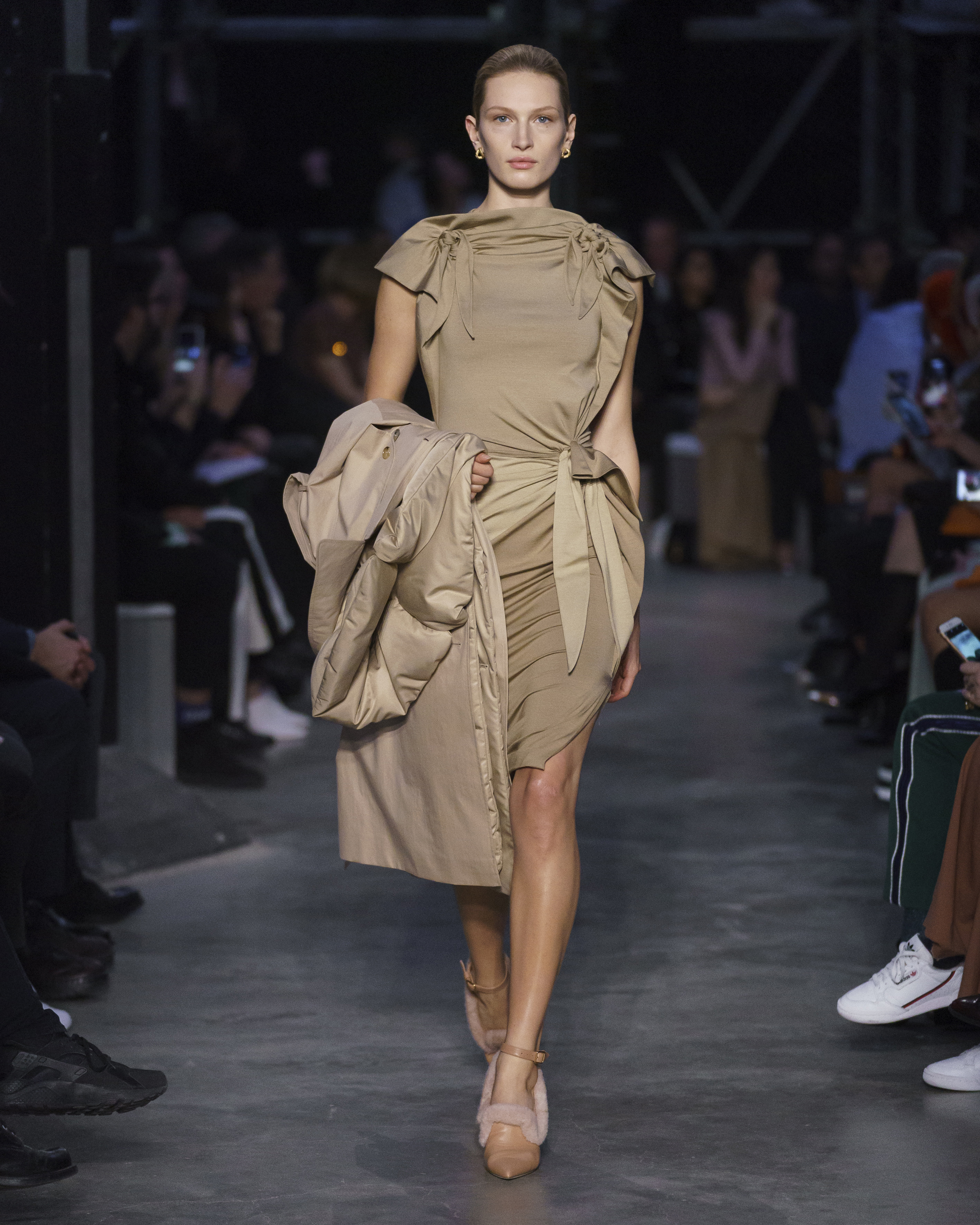 model on at the catwalk at Burberry AW19
