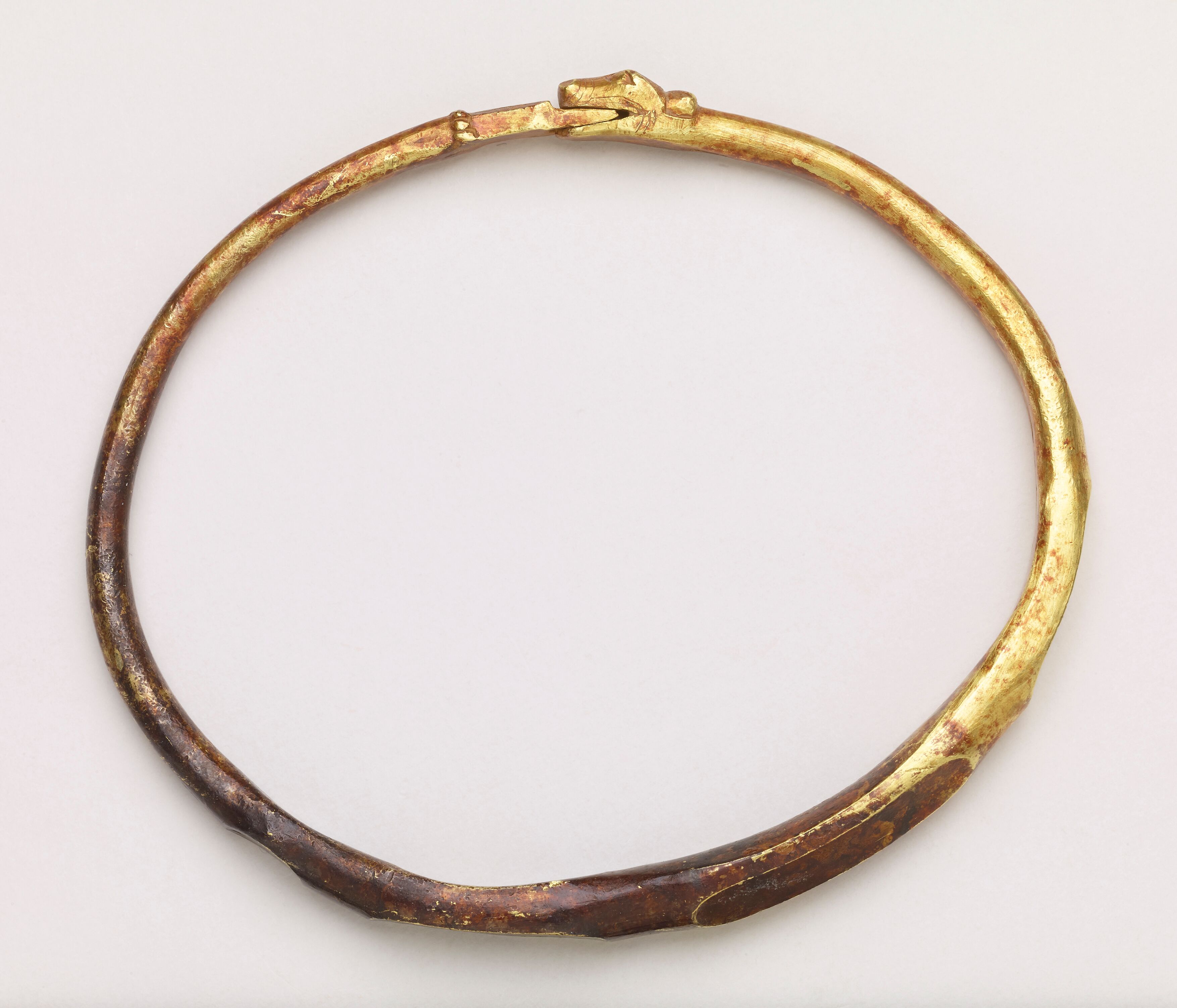 Dragon's head bangle