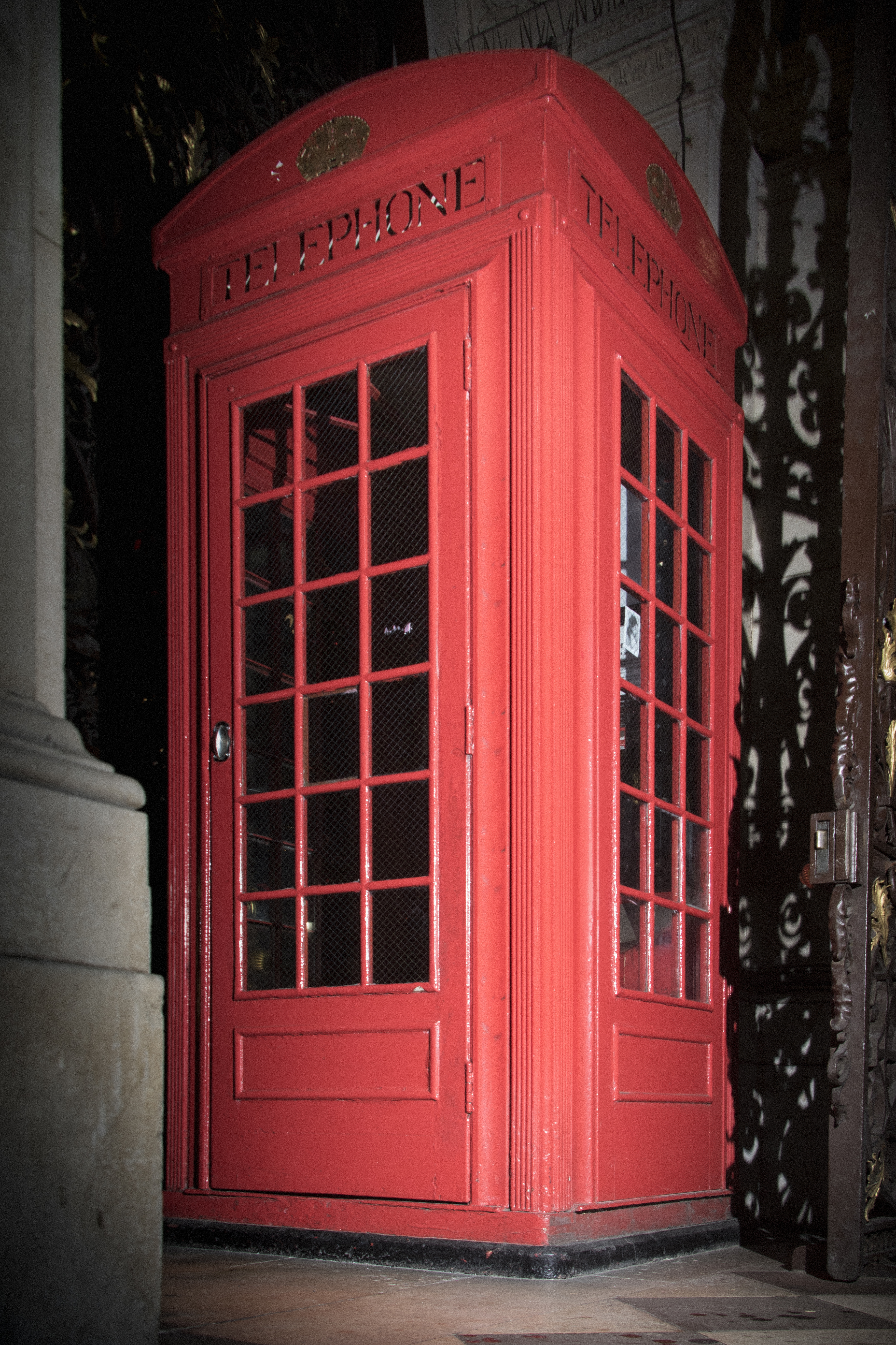 The K2 kiosk was first displayed at the National Gallery in Trafalgar Square