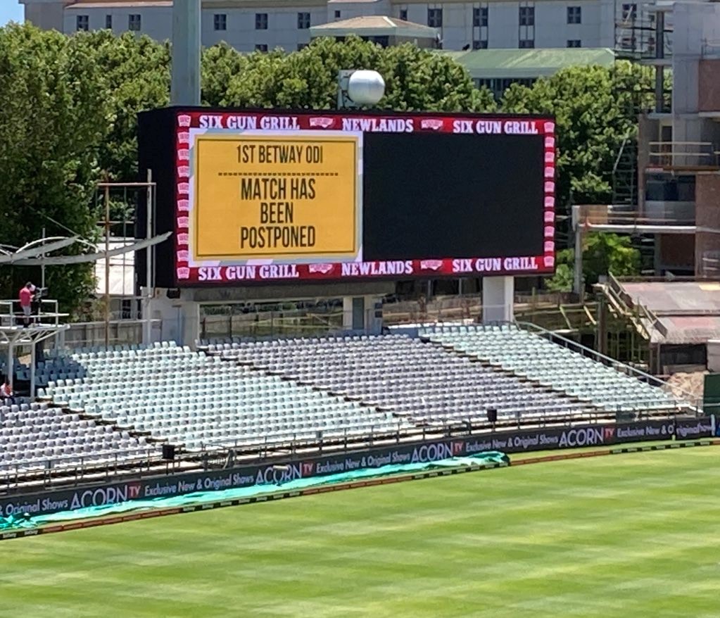 The series opener was called off at short notice on Friday.