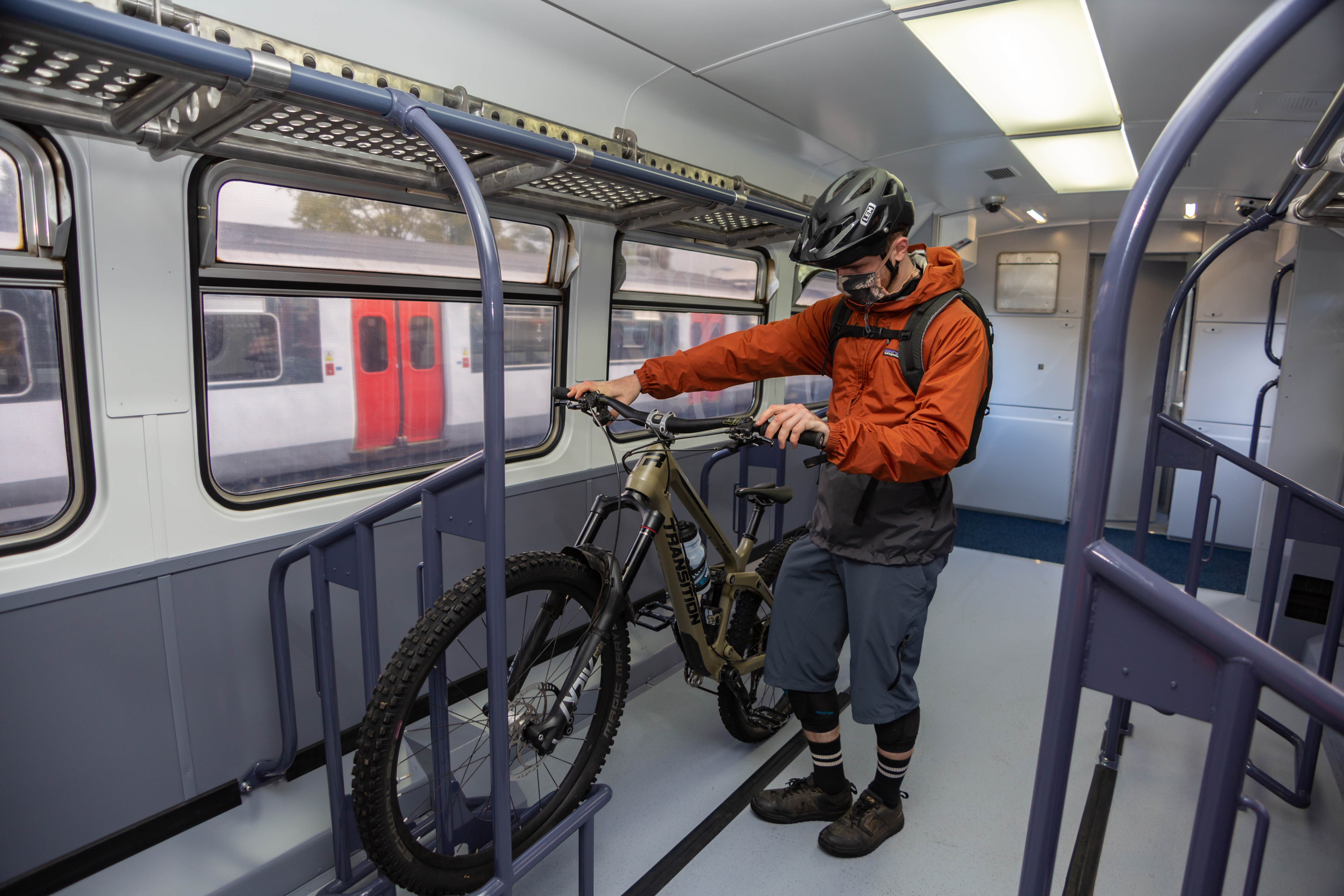 Train carriage