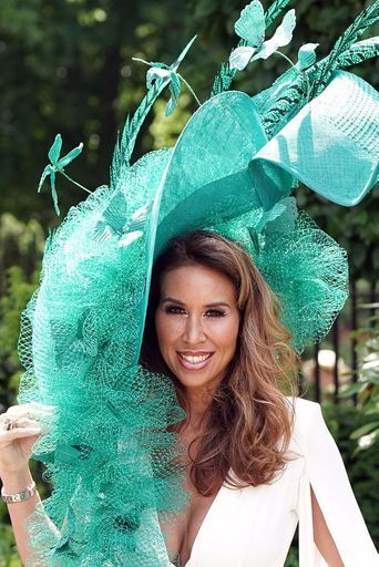 Racegoer all in turquoise