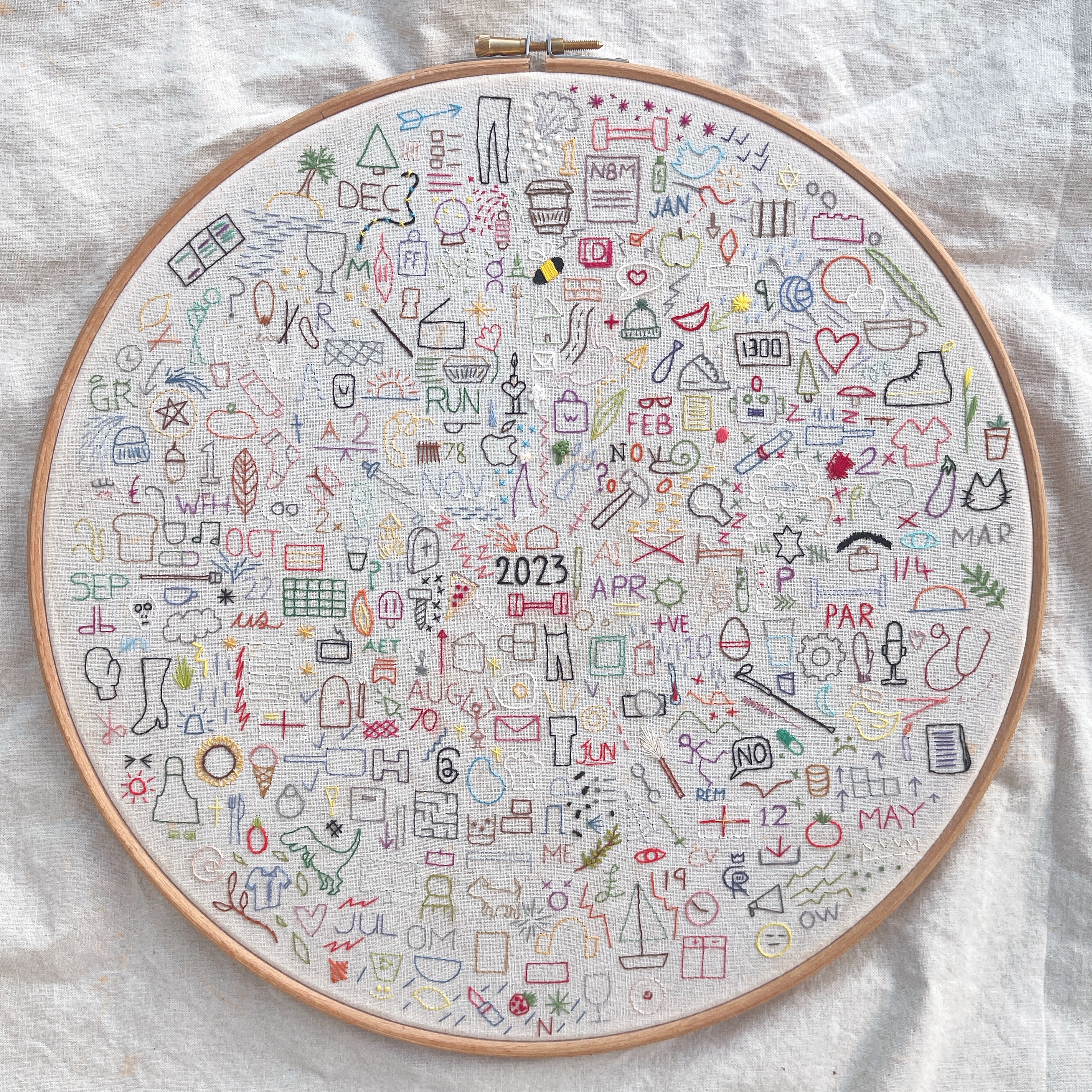 Embroidered circular journal