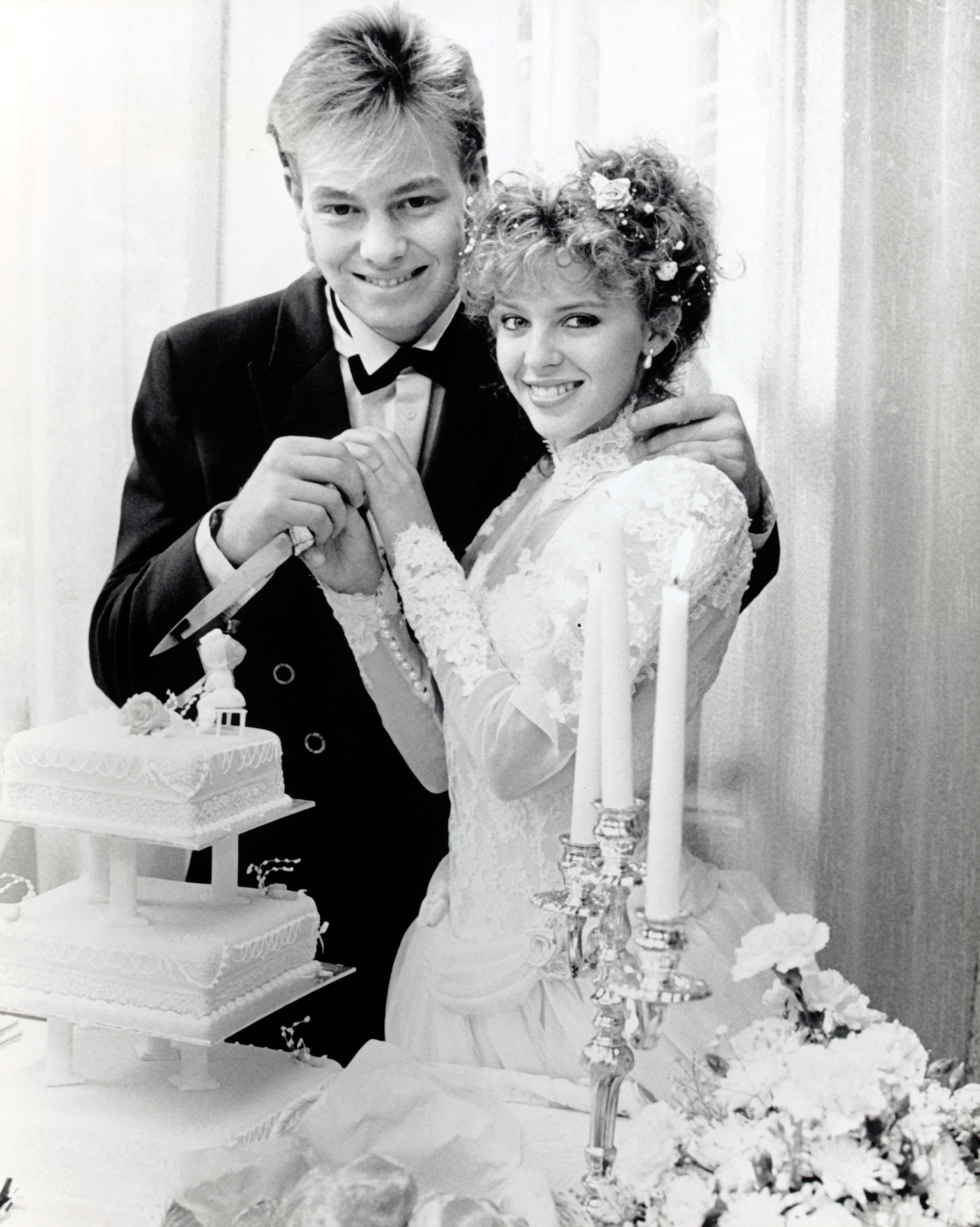 Kylie Minogue and Jason Donovan's characters getting married on Neighbours in 1985
