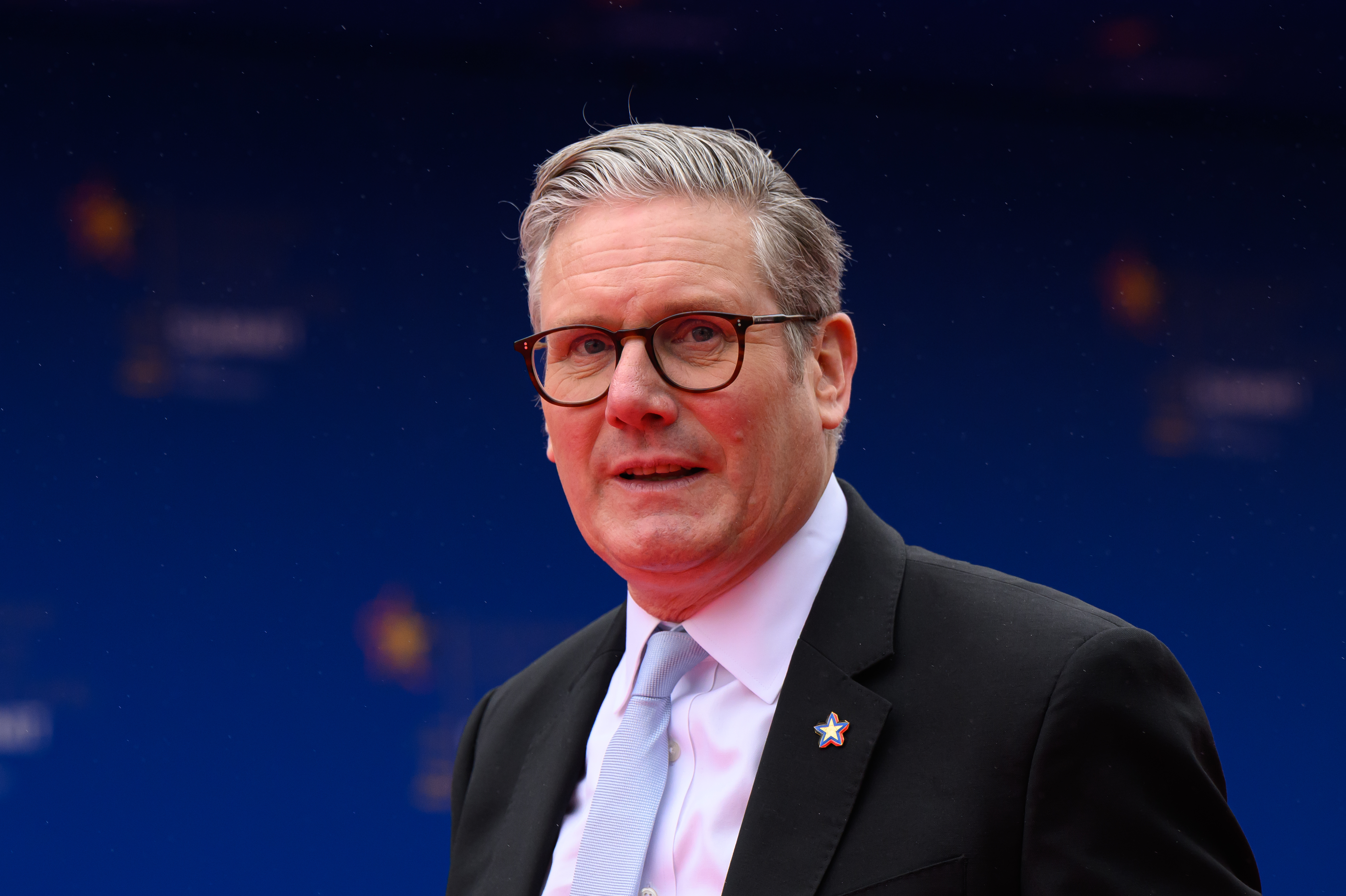 Sir Keir Starmer speaks to journalists