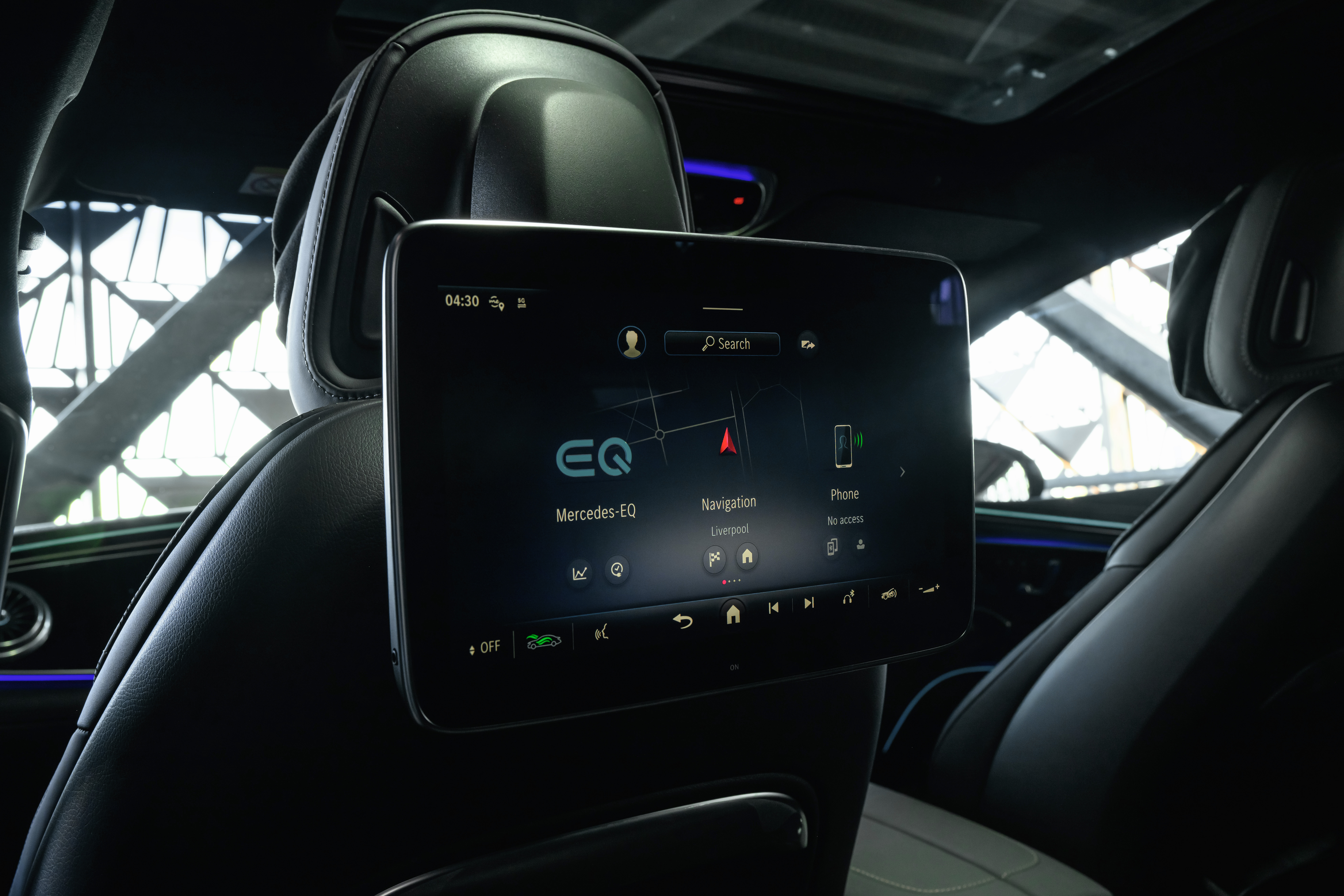 Mercedes EQS