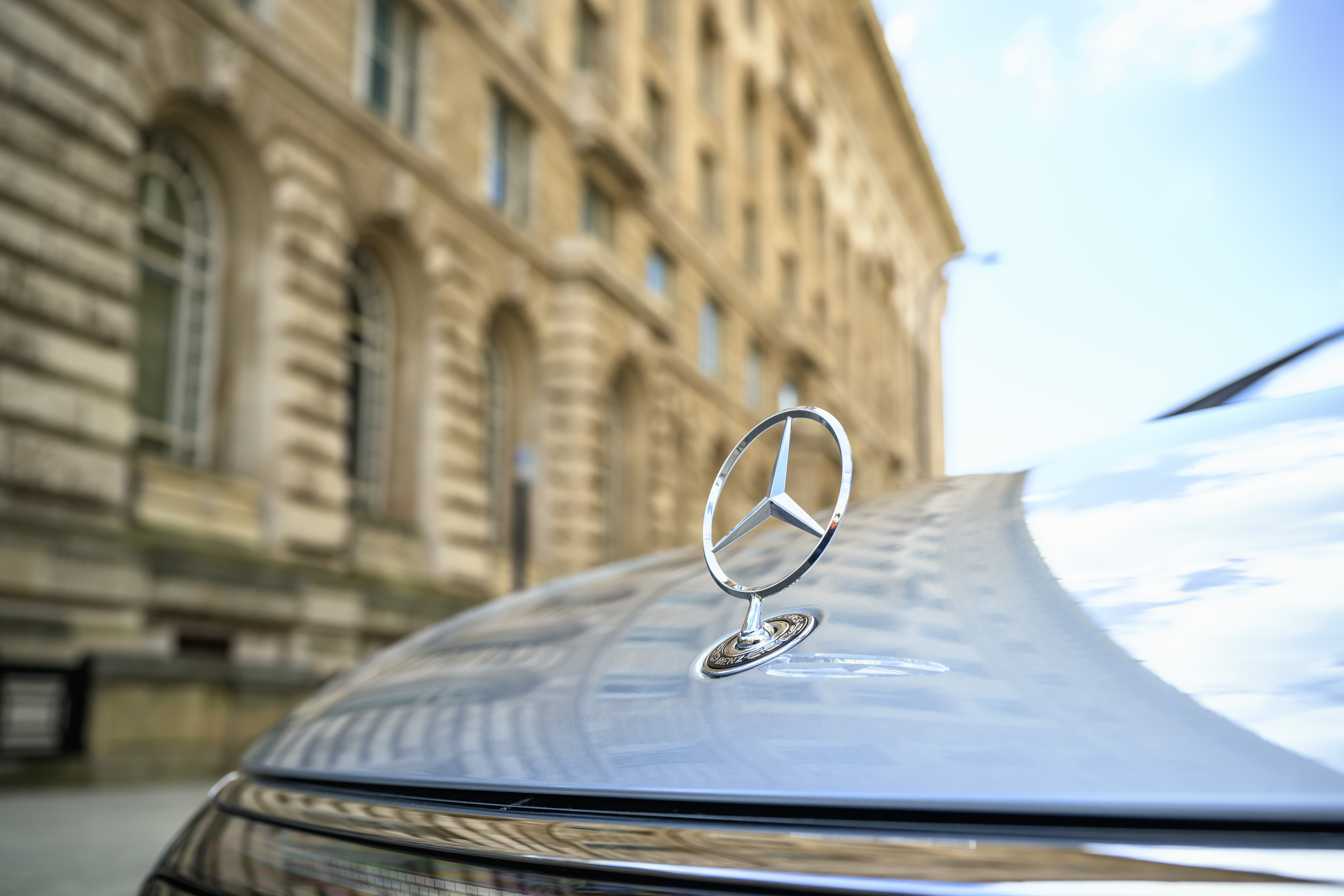 Mercedes EQS