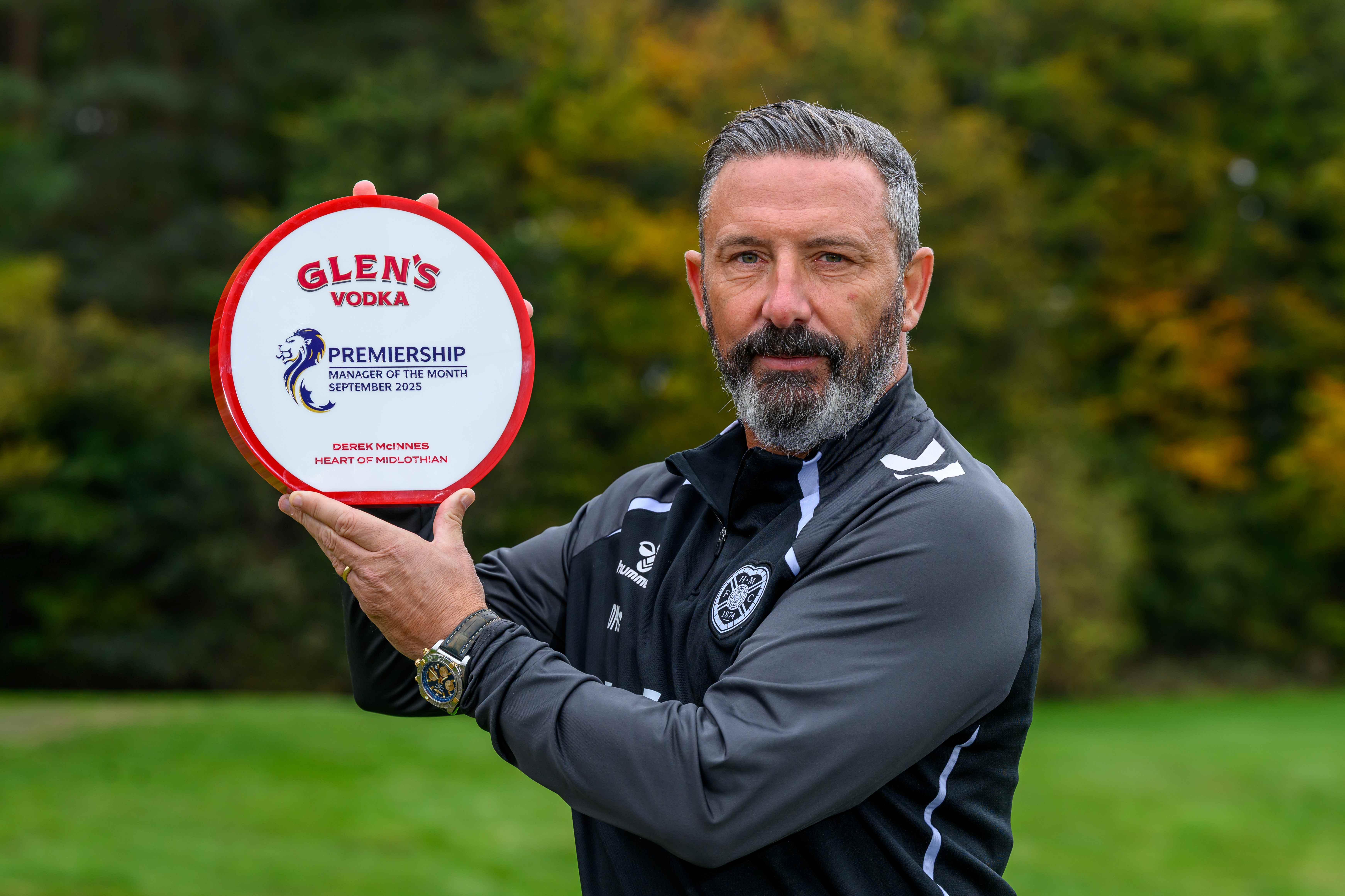 Heart of Midlothian FC manager Derek McInnes with the Scottish Premiership Glen’s Manager of the Month award for September