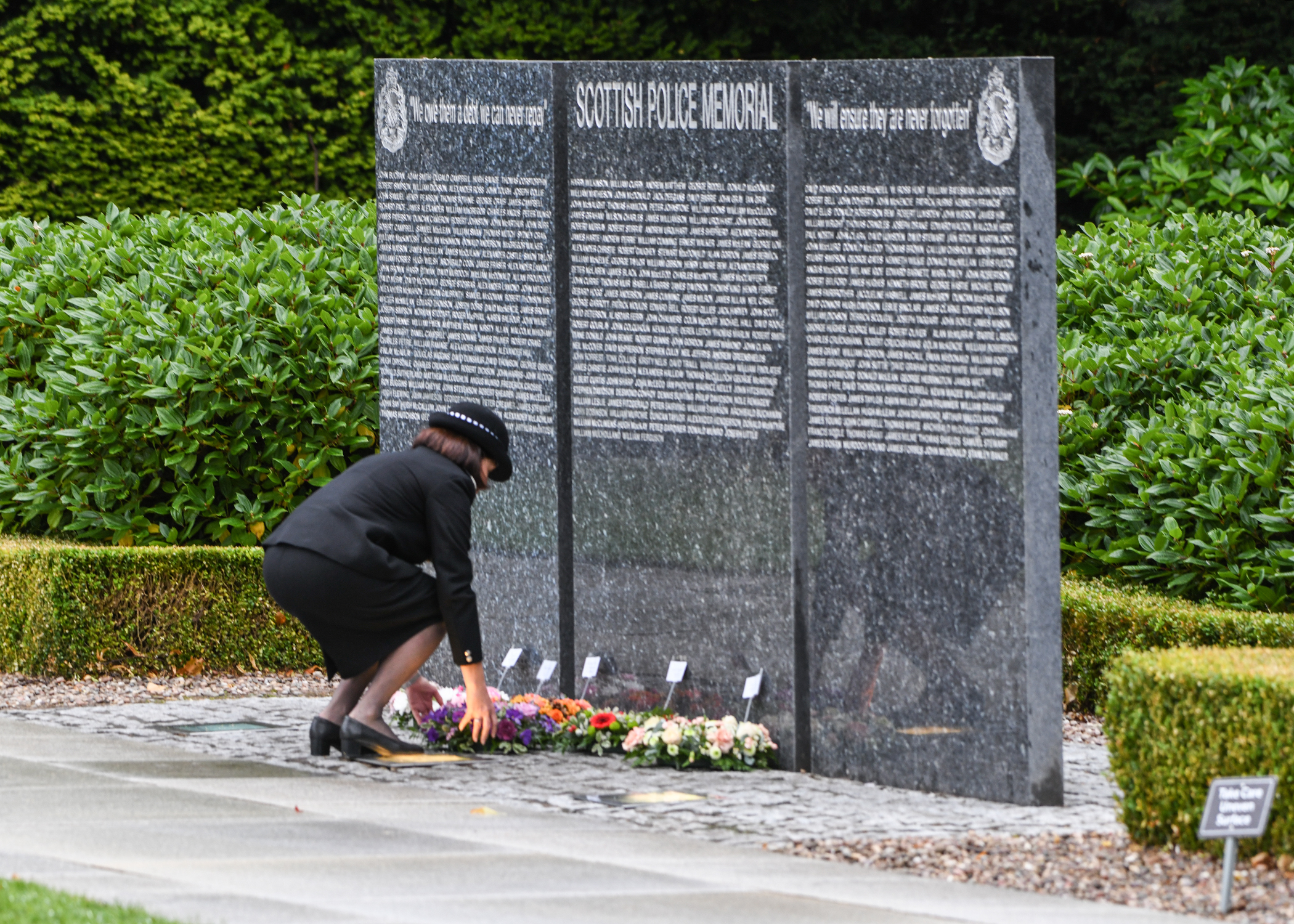 Jo Farrell laid a wreath at the memorial, which contains the names of 356 officers who died while on duty in Scotland