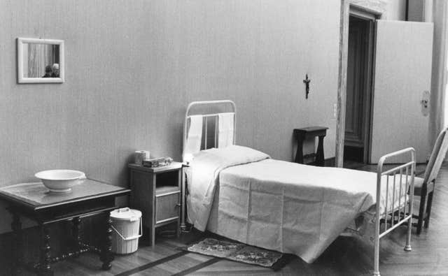 One of the cells in which a Cardinal will live during the Conclave