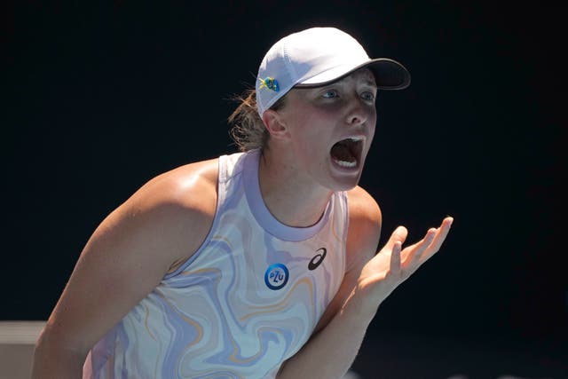 Iga Swiatek screams in frustration