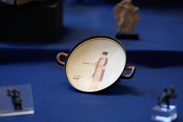 A Kylix dish, dated to the V century BC