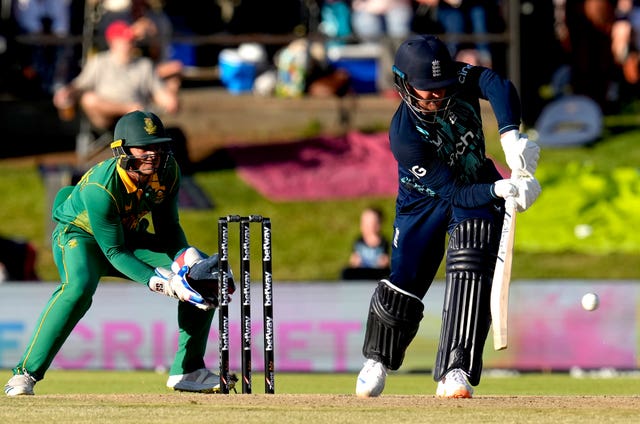 England batter Jason Roy, right, plays a side shot as South Africa’s wicketkeeper Quinton de Kock watches on