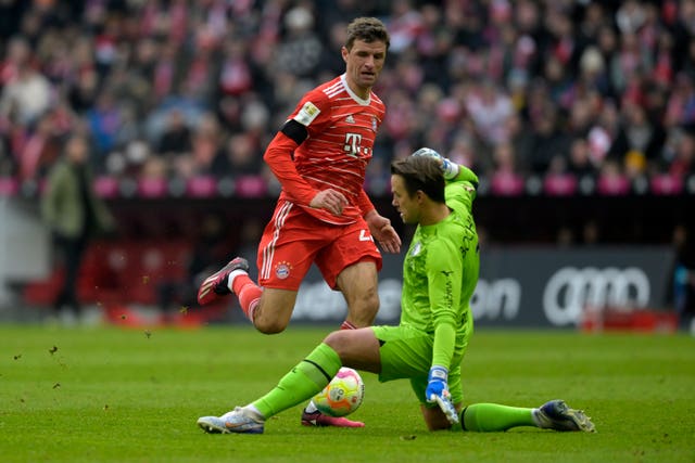 Thomas Muller scores the opening goal for Bayern Munich