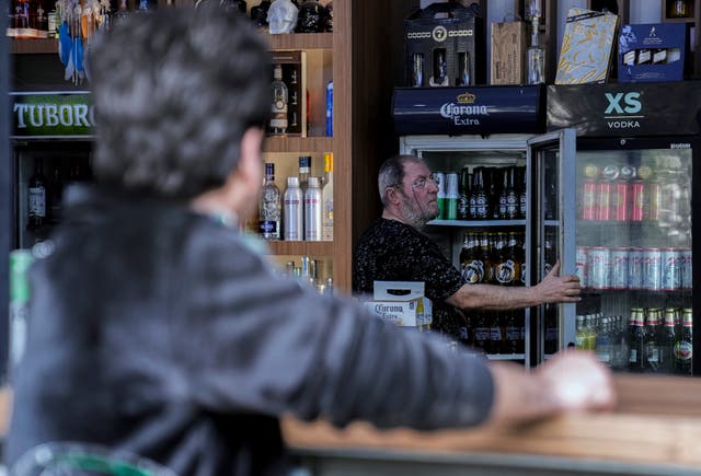 The Iraqi government has started enforcing a 2016 ban on alcoholic beverages