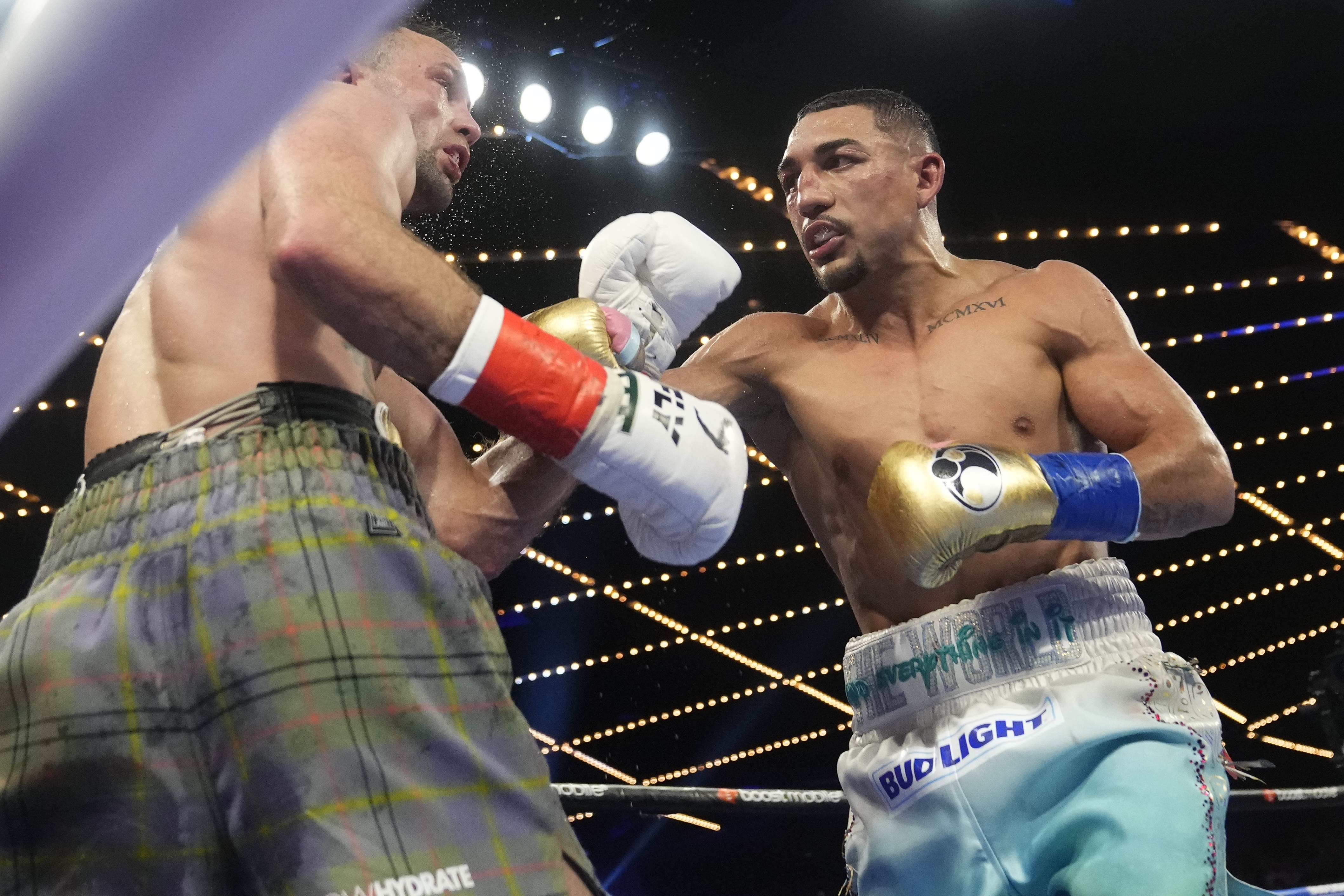 Lopez Taylor Boxing