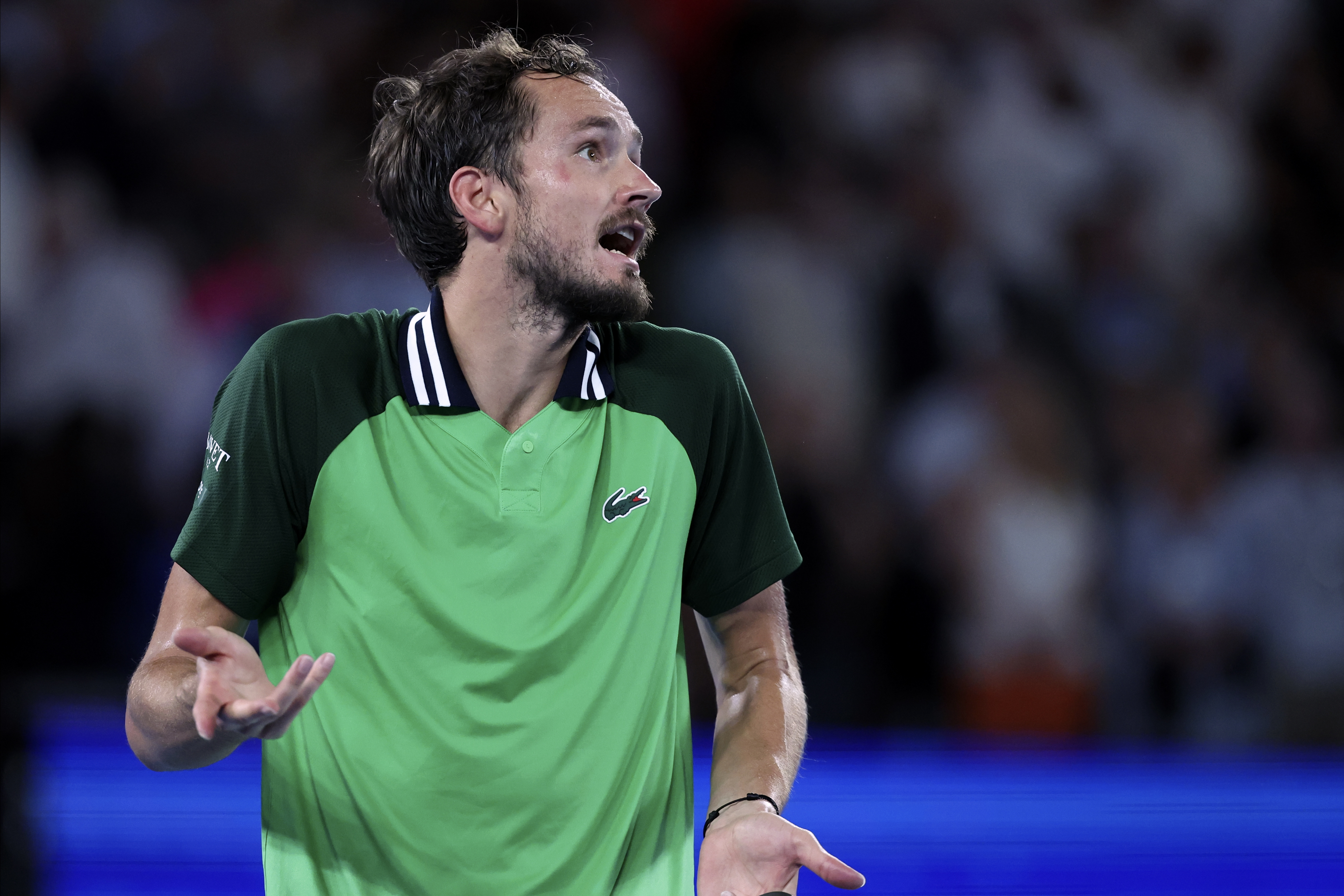Daniil Medvedev argues with the umpire