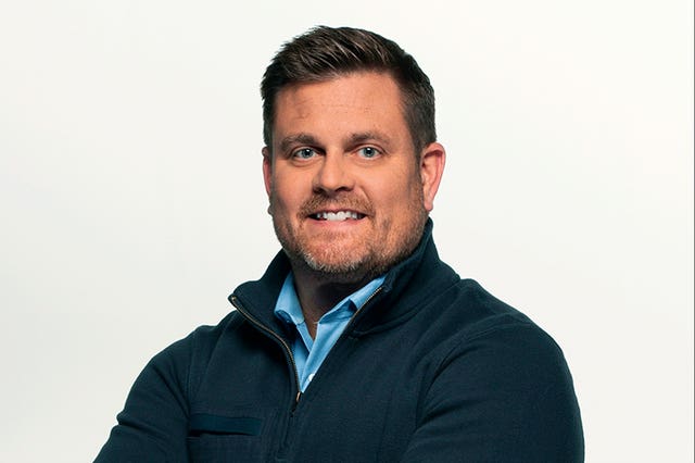 Portrait photo of Brian Thompson
