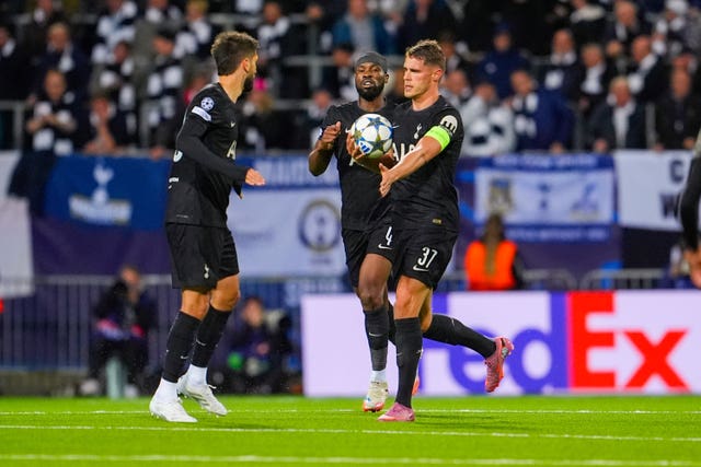 Tottenham’s Micky van de Ven (right) celebrates