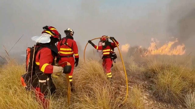Spain’s Military Emergency Unit tackles a fire