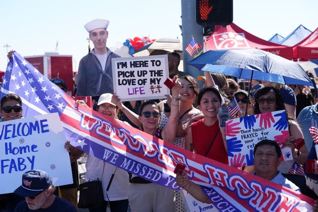 USS Lincoln Returns Home