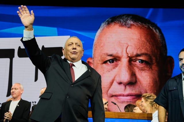 Gadi Eisenkot waves to supporters