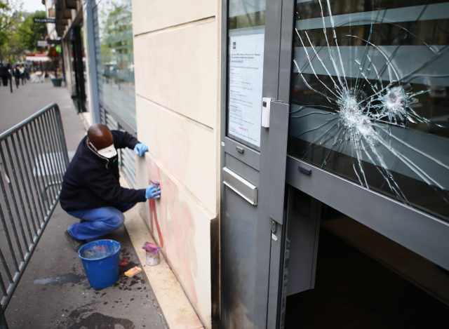 French judges to European Parliament: lift Le Pen's immunity French judges to European Parliament: lift Le Pen's immunity