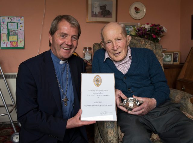 Rt Rev Russell Barr and Alfred Smith, 109, who has been a member of the Church of Scotland since 1945 (Church of Scotland/PA Wire)