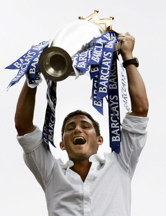 Frank Lampard lifts up the Premiership trophy (Andrew Parsons/PA)