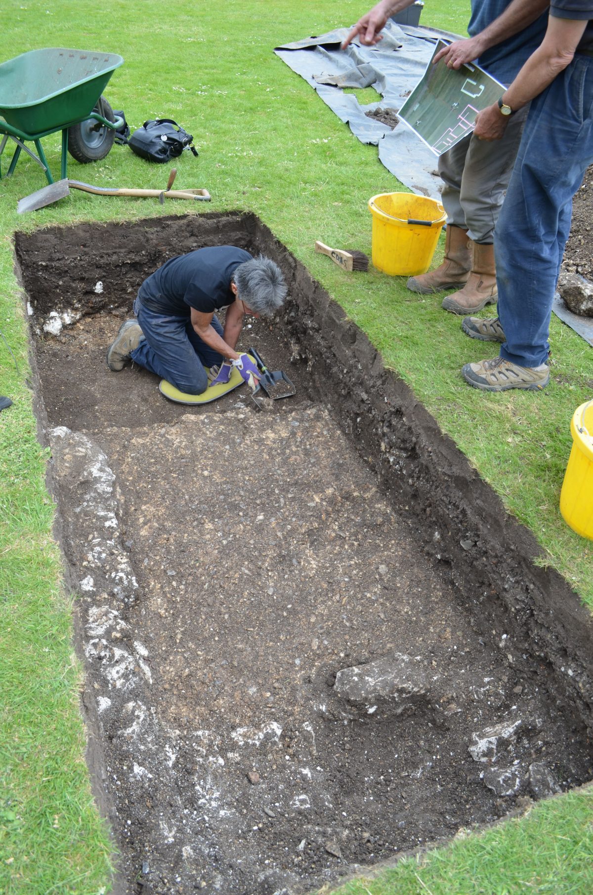 luxurious-roman-bath-house-discovered-under-city-centre-park