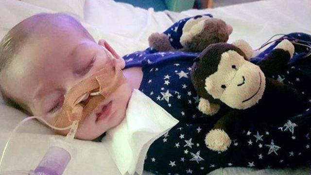 Court: UK baby must remain on life support for 6 more days Court: UK baby must remain on life support for 6 more days