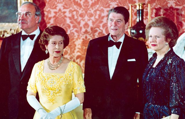 Mr Kohl, left, with the Queen, Ronald Reagam amd <argaret Thatcher