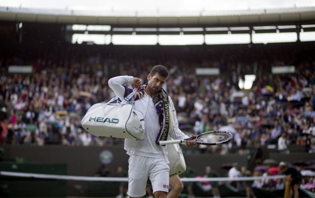 8-time champ Federer beats Zverev for Halle quarterfinal