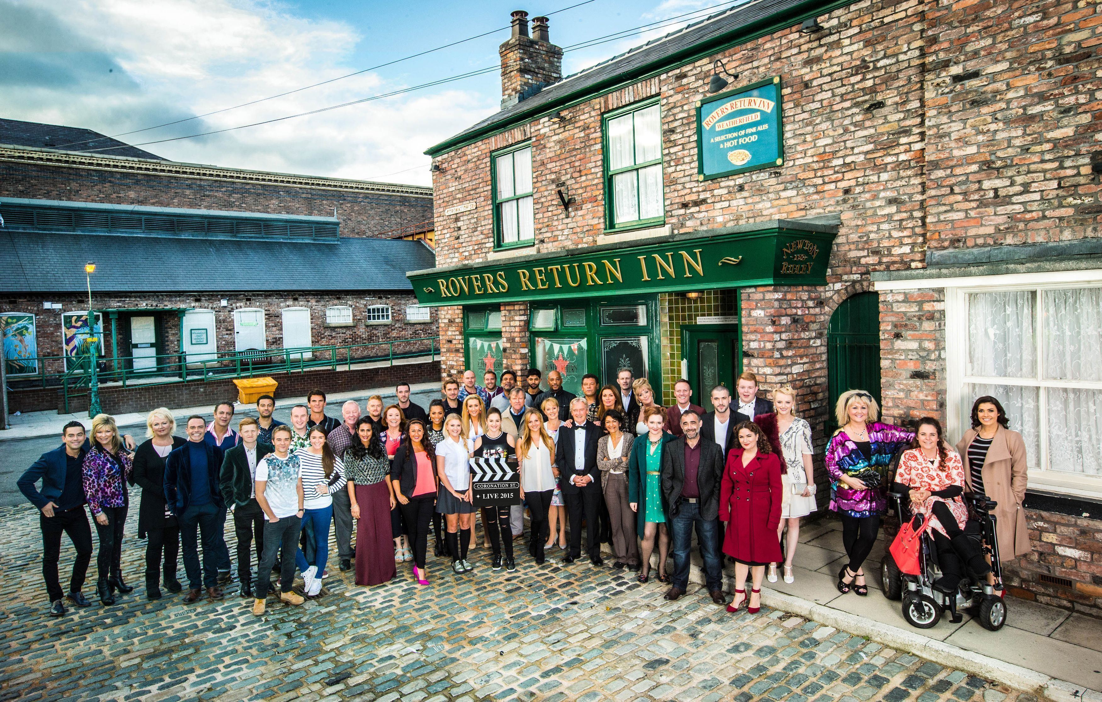 Coronation Street cast outside the Rovers